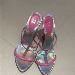 Most beautiful wedge Barbie pink sandals with crystal details at front.